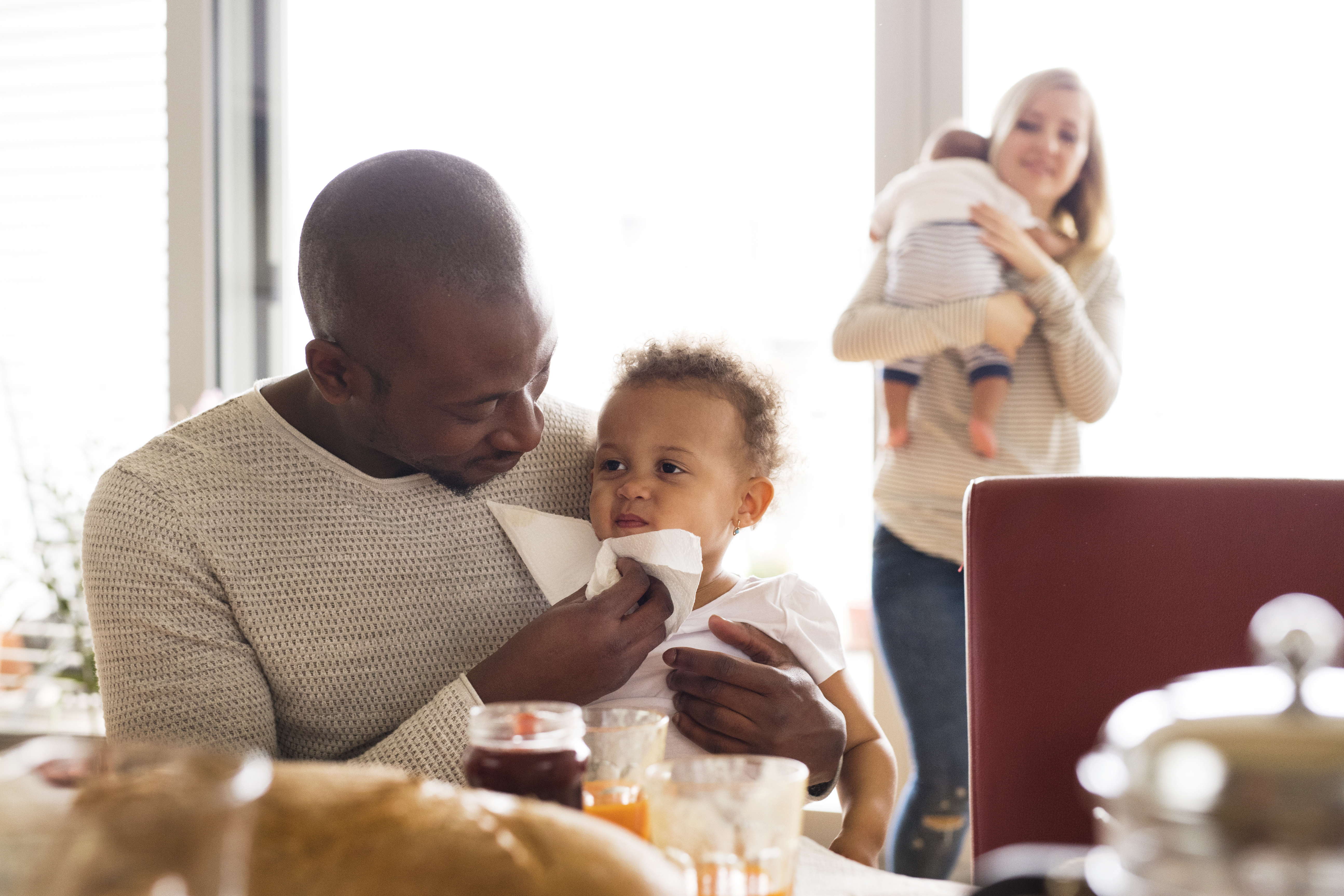 Repas bébé : quels menus pour vos bébés dès 4 mois 👶🏻🍴 ?