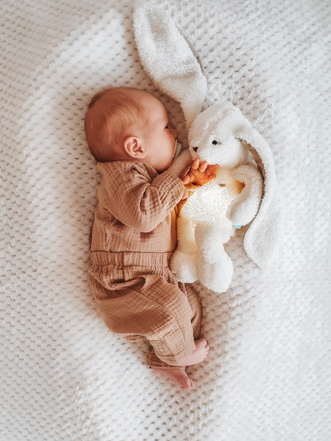 Les bruits blancs pour apaiser et aider bébé à s'endormir - Bébés et Mamans