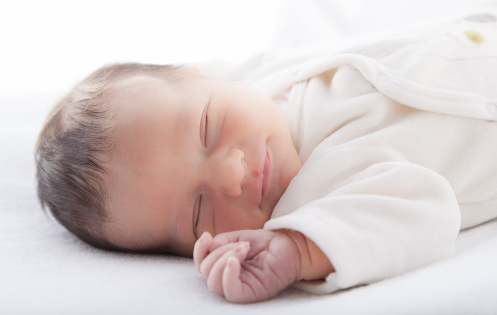 Comment assurer le couchage d'un bébé en toute sécurité 