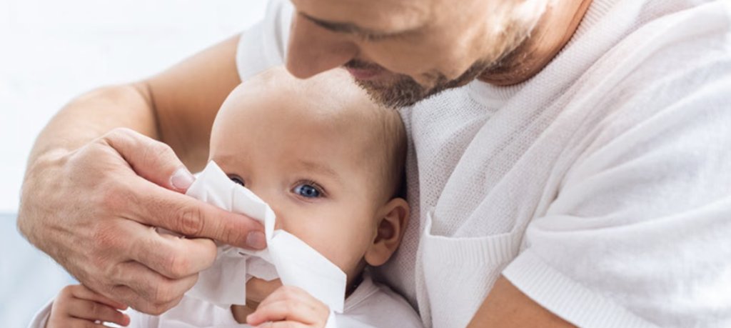 Comment nettoyer le nez de votre bébé ? 